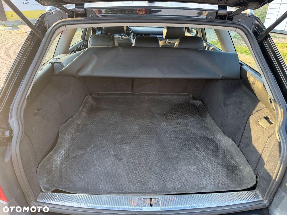 Audi A6 Allroad - 11