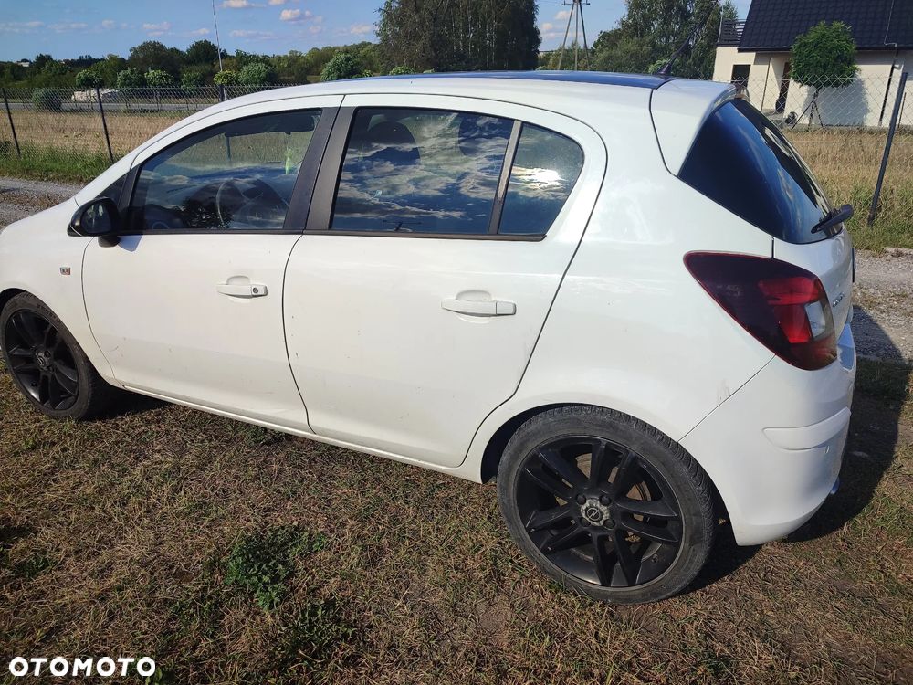 Opel Corsa 2012 photo 5