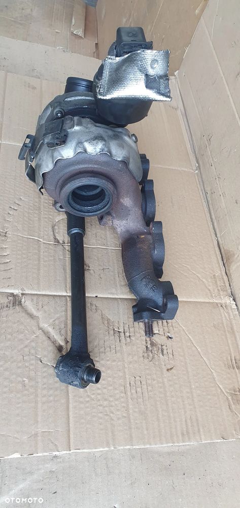Turbina turbosprężarka VW Passat B6 2.0 TDI 03L253016F - 3