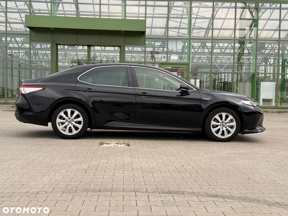Toyota Camry 2.5 Hybrid Executive CVT - 8