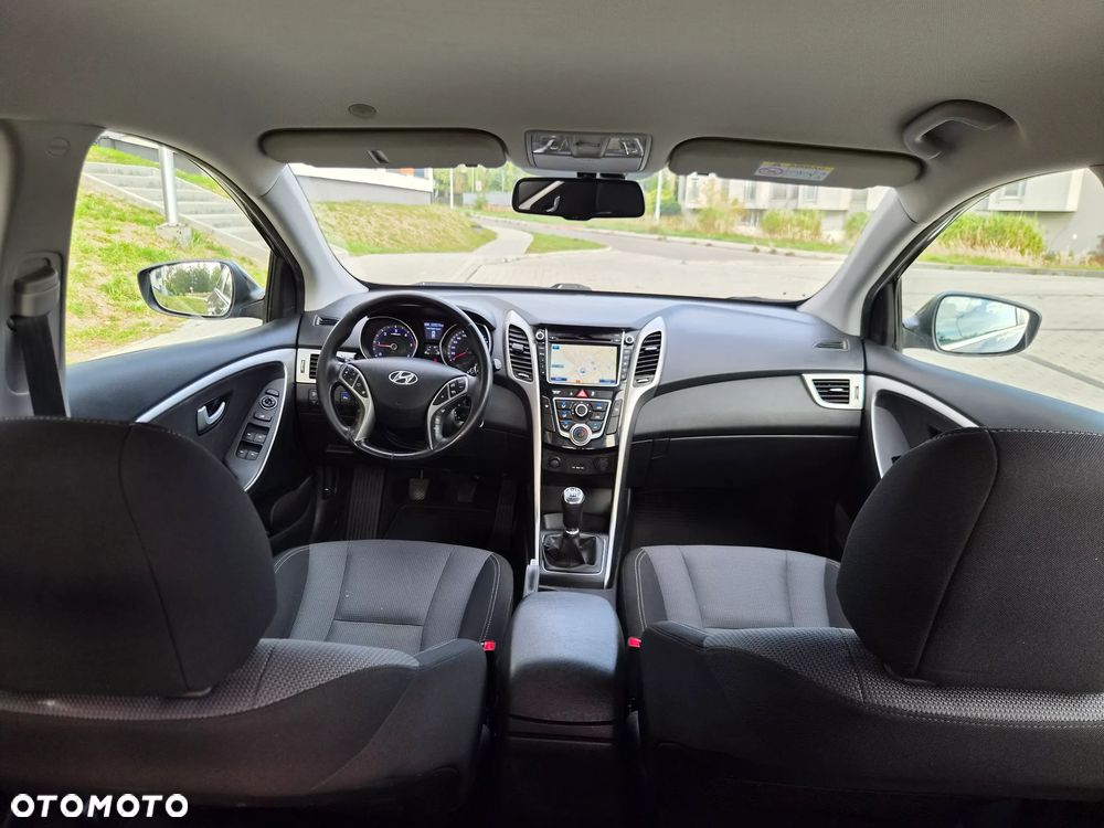 Hyundai i30 - 32