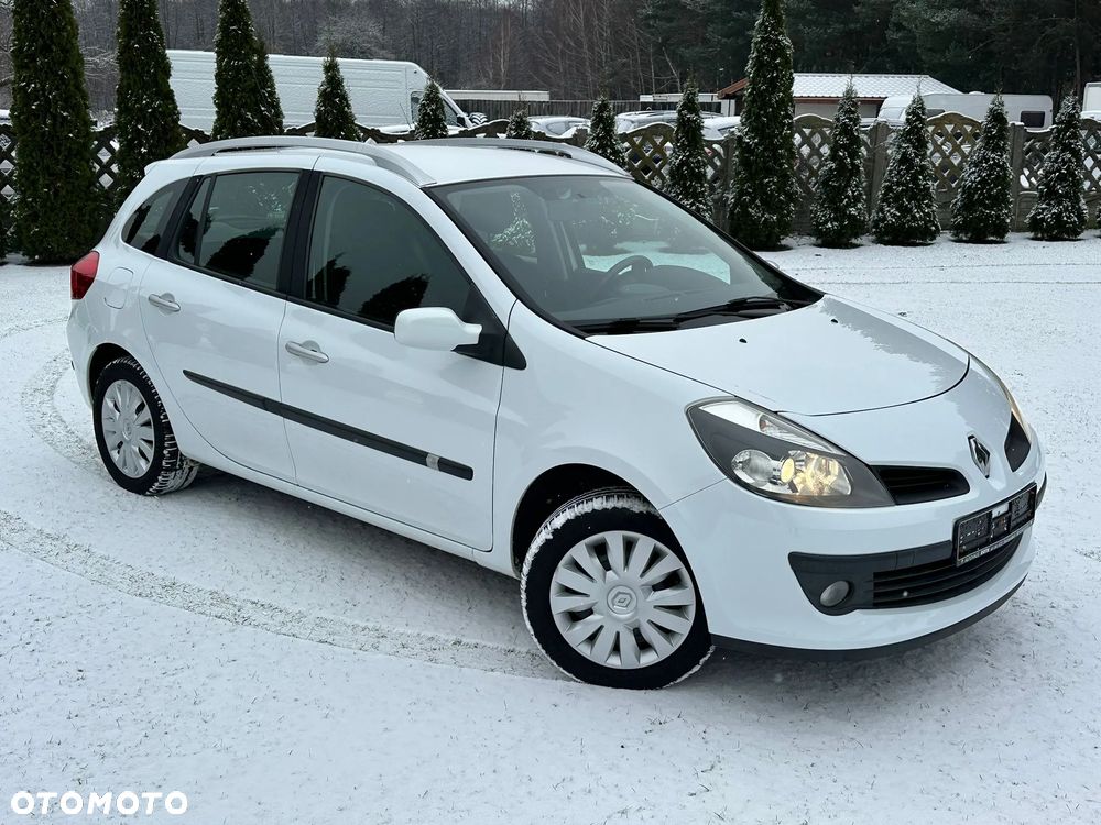 Renault Clio 1.2 16V Campus - 2