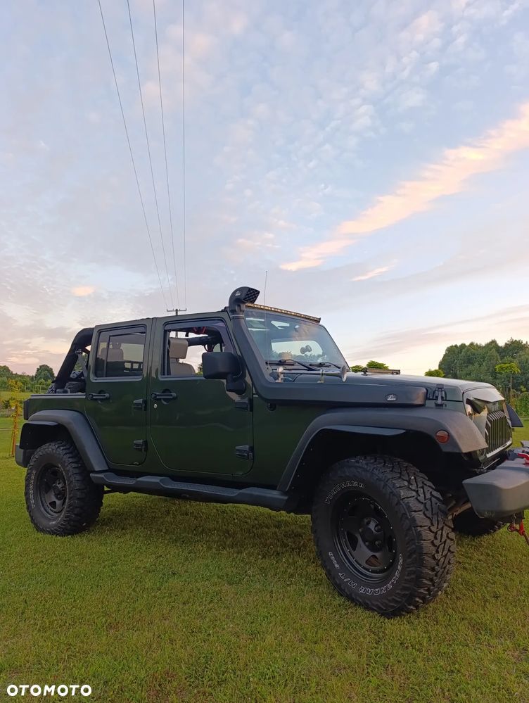 Jeep Wrangler - 8