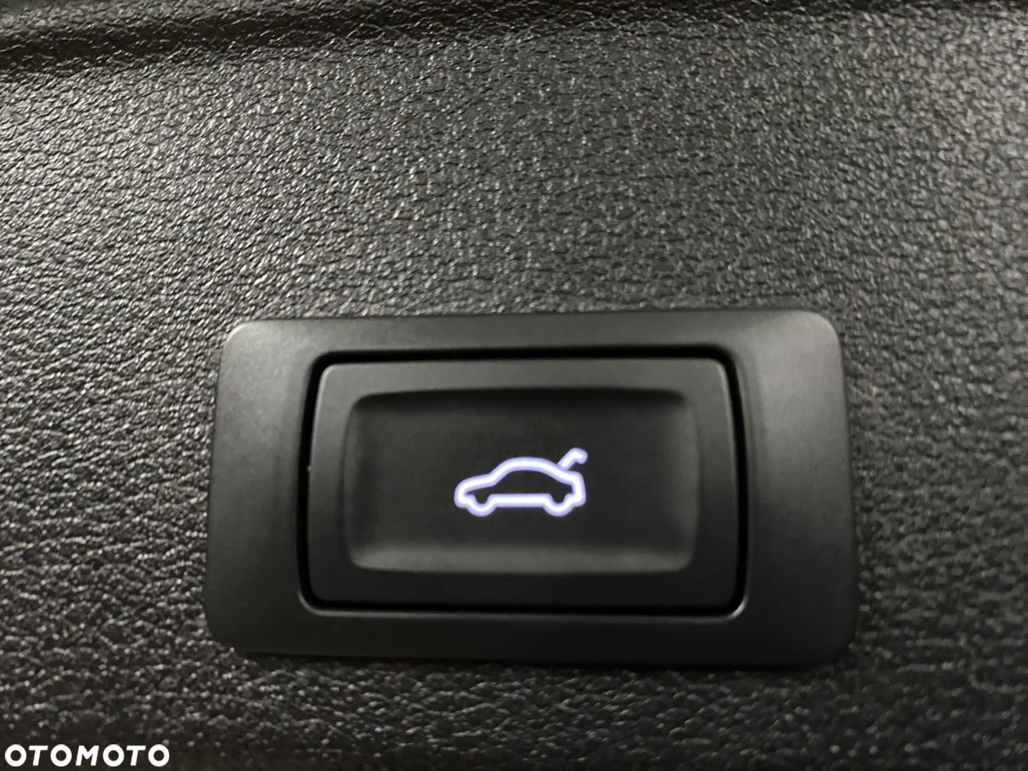 Audi A4 2.0 TDI Design S tronic - 18