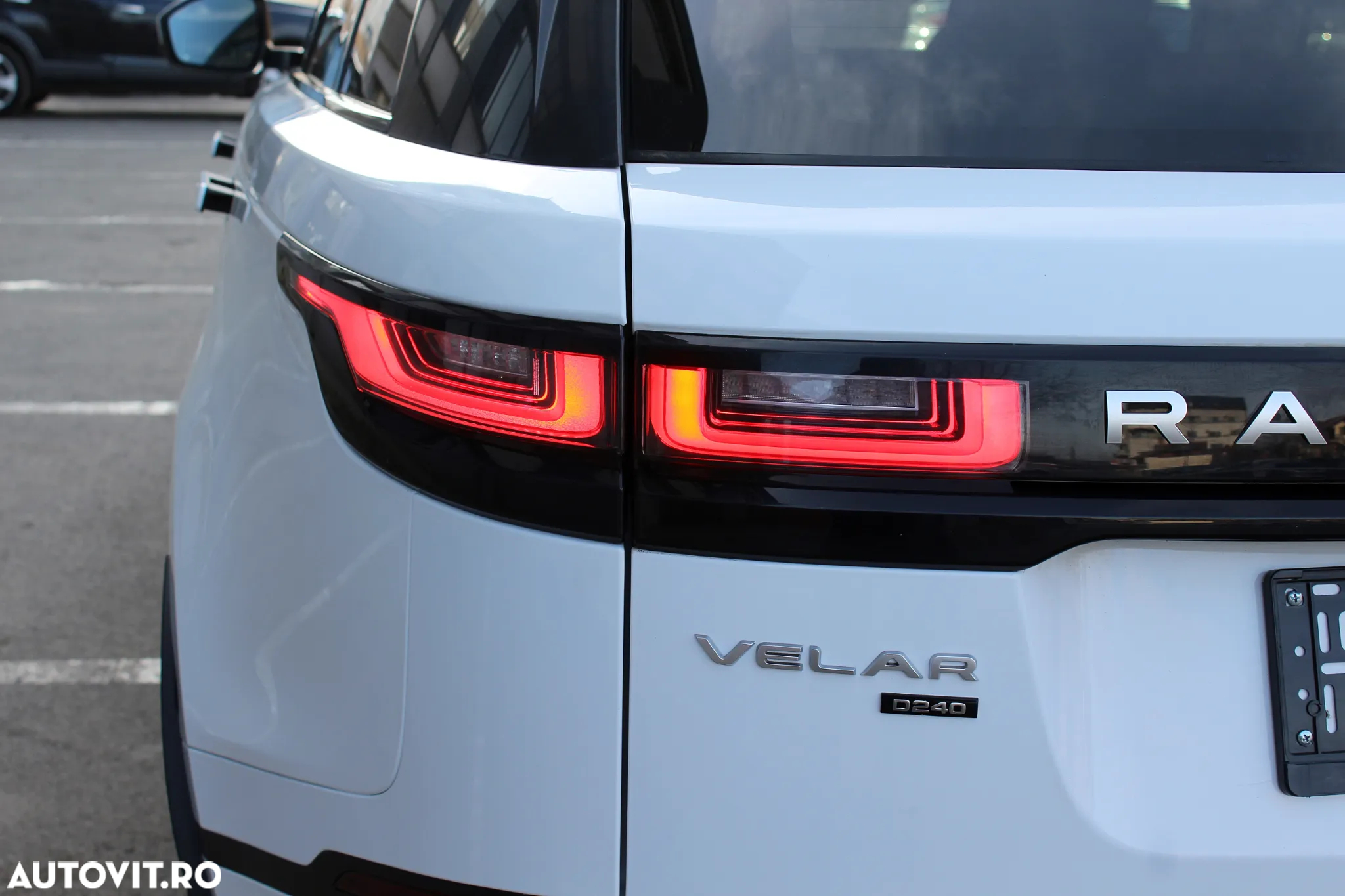 Land Rover Range Rover Velar 2.0 R-Dynamic HSE - 15