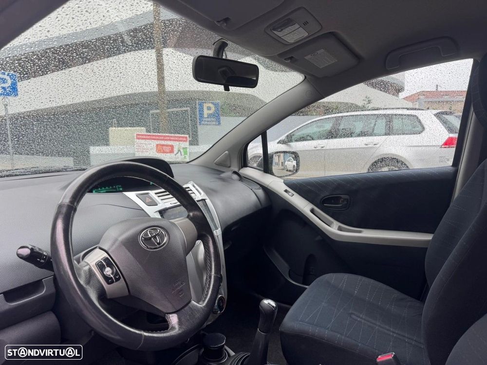 Toyota Yaris 1.4 D-4D - 9