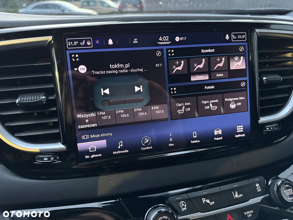 Chrysler Pacifica - 29