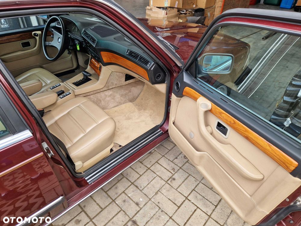 BMW Seria 7 - 8
