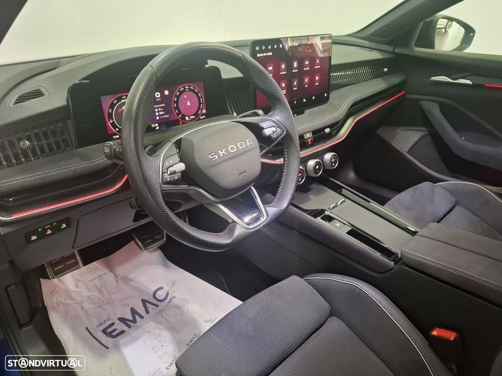 Skoda Superb Break 2.0 TDI Sportline DSG - 12