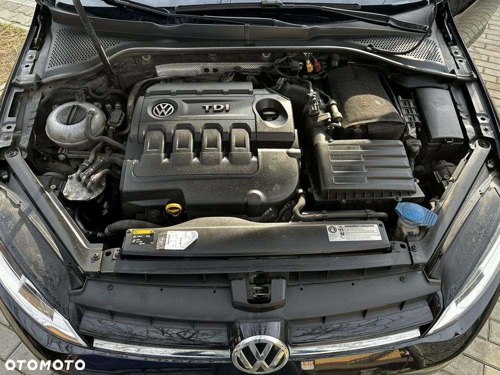 Volkswagen Golf 1.6 TDI DPF DSG Style - 15