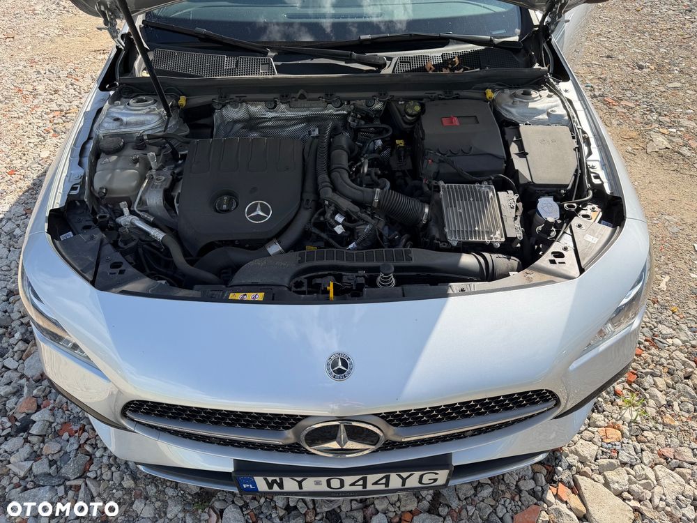 Mercedes-Benz CLA 200 mHEV 7G-DCT - 11