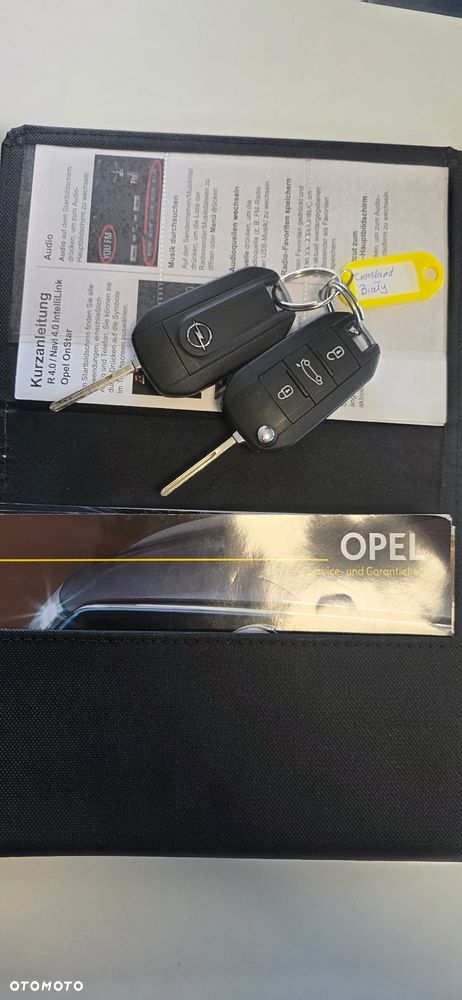 Opel Crossland X 1.2 Design Line - 12