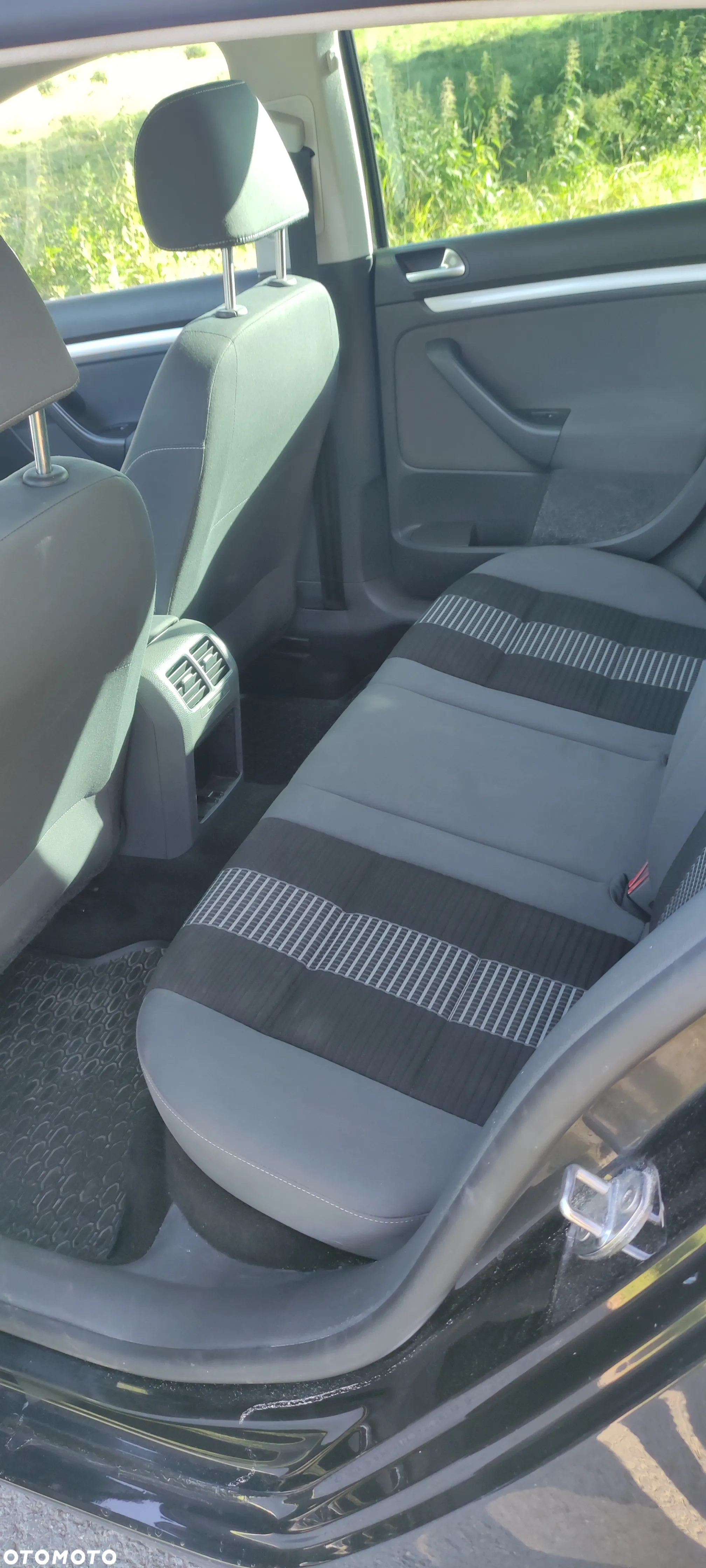 Volkswagen Golf V 1.9 TDI Comfortline - 11