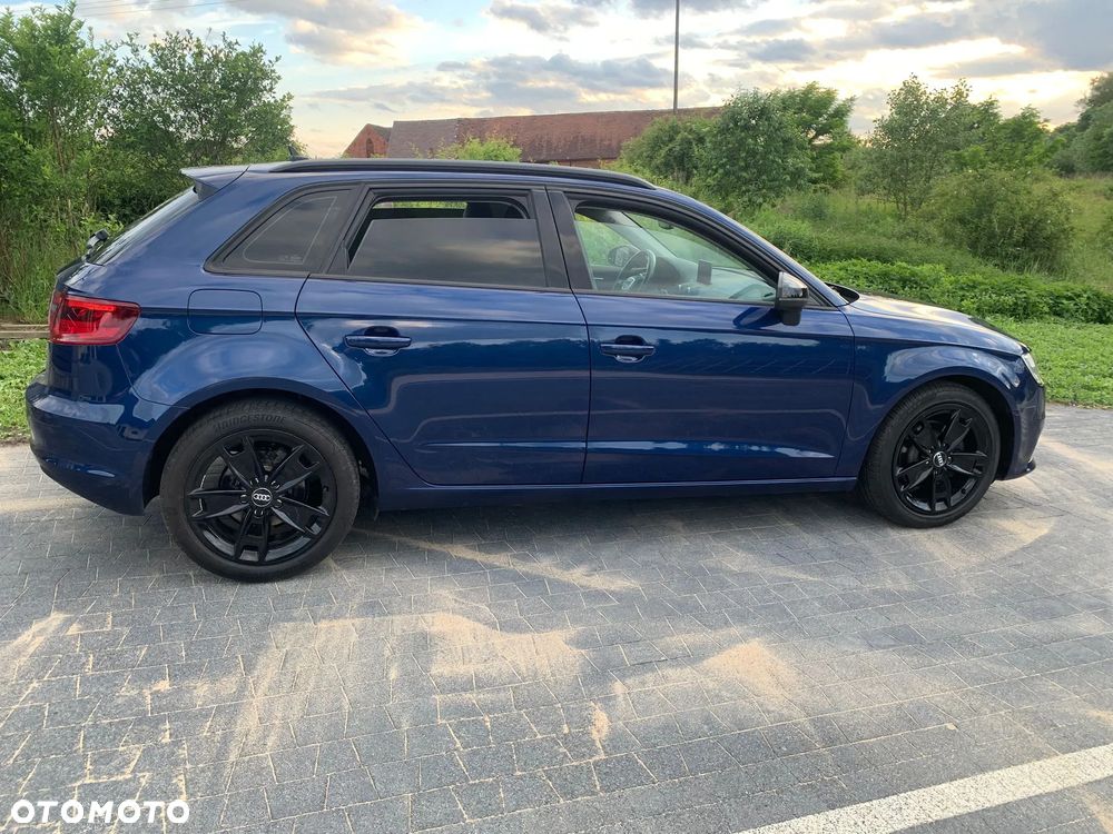 Audi A3 Sportback 1.6 TDI ultra Attraction - 12