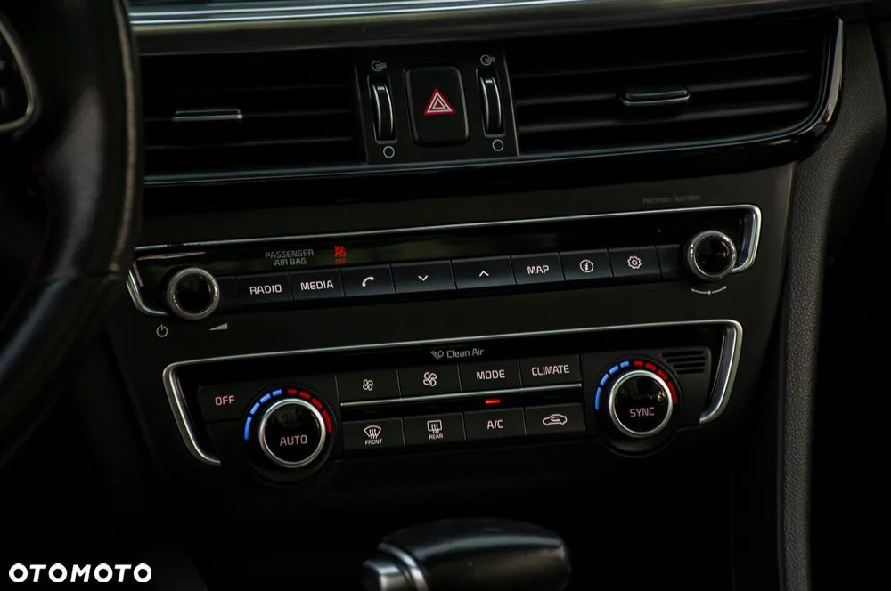 Kia Optima - 31