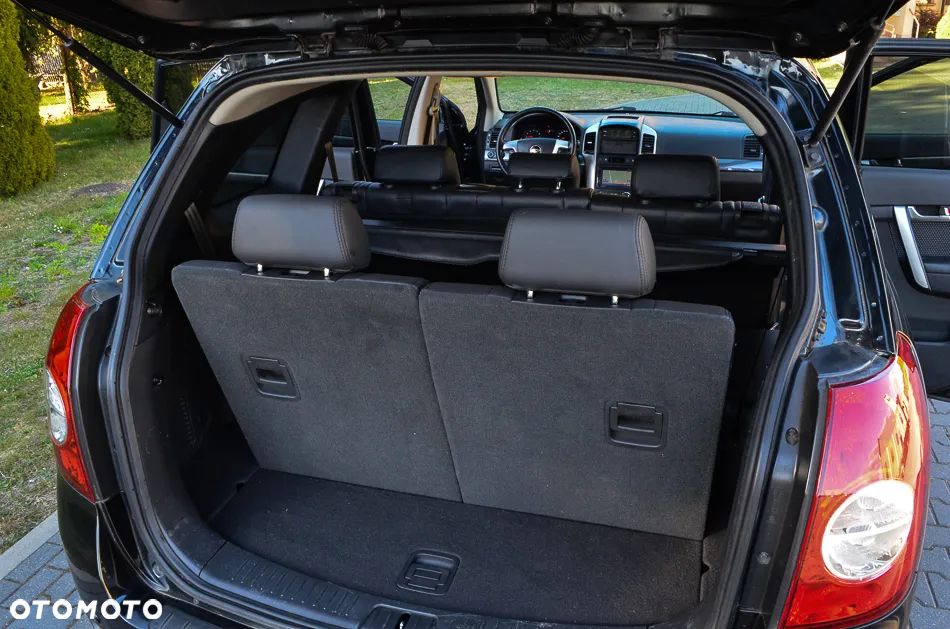 Chevrolet Captiva 2.4 2WD 7 Sitzer LS Family Edition - 21
