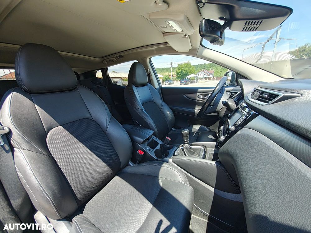 Nissan Qashqai 1.5 DCI TEKNA+ - 9
