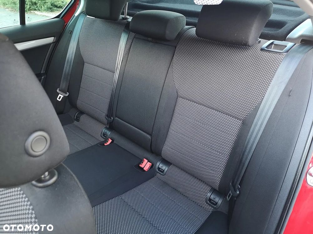 Skoda Octavia 1.4 TSI DSG Ambition - 9