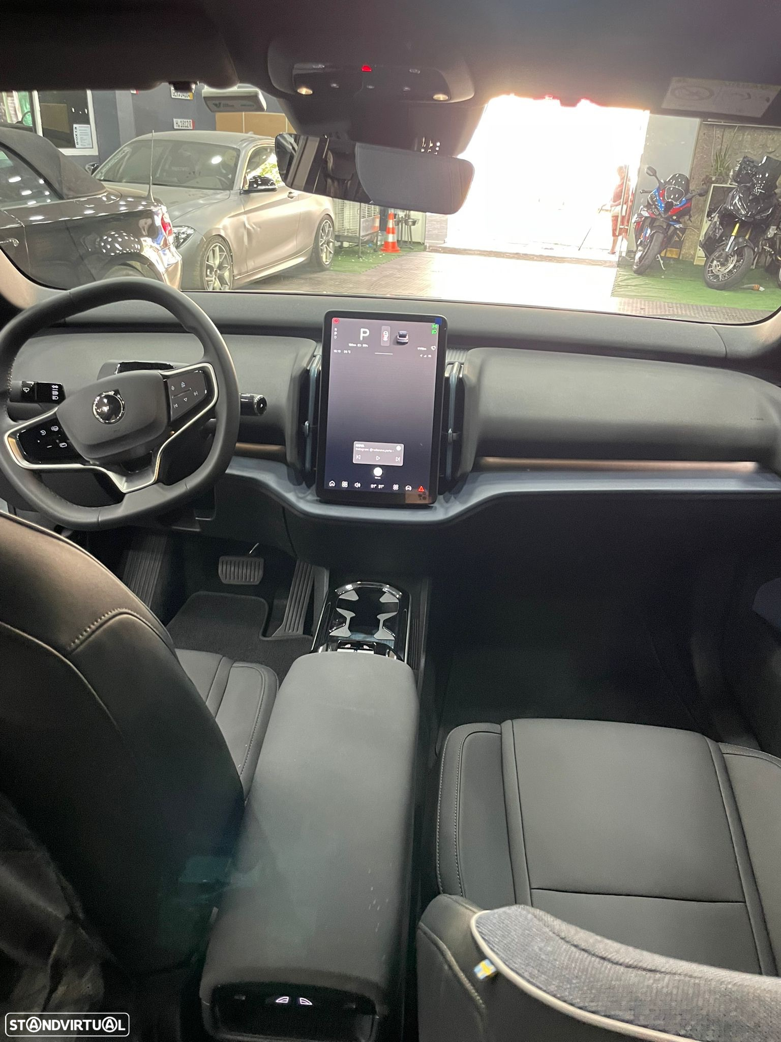 Volvo EX30 51 kWh Single Motor Core - 14
