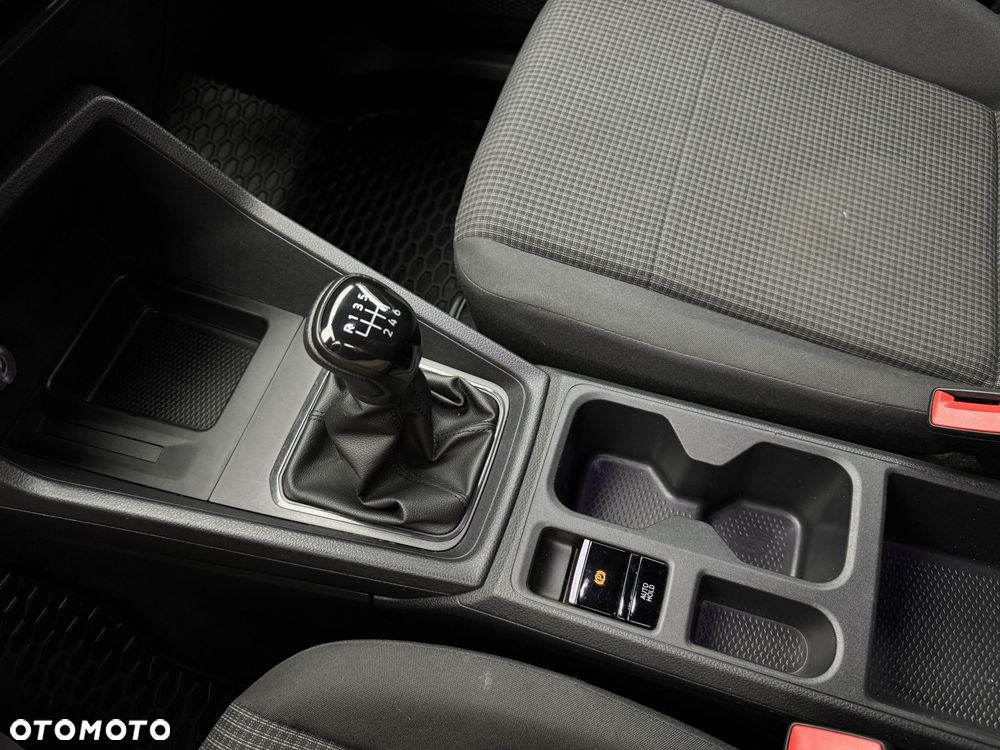 Volkswagen Caddy - 26
