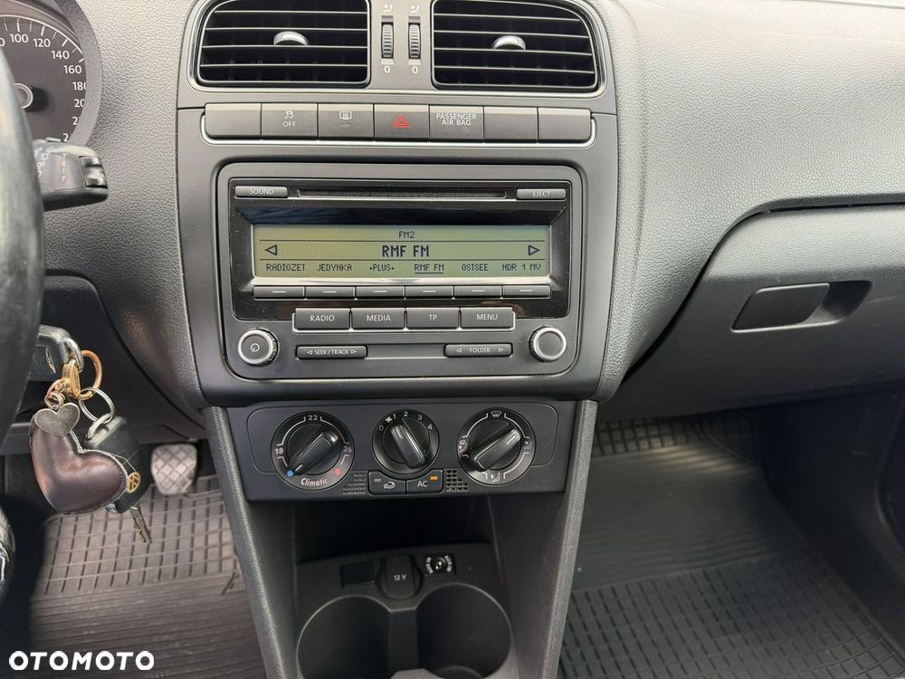 Volkswagen Polo - 11