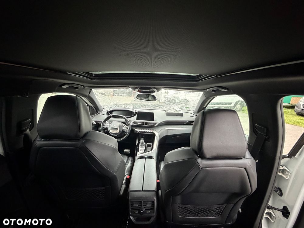 Peugeot 3008 - 11