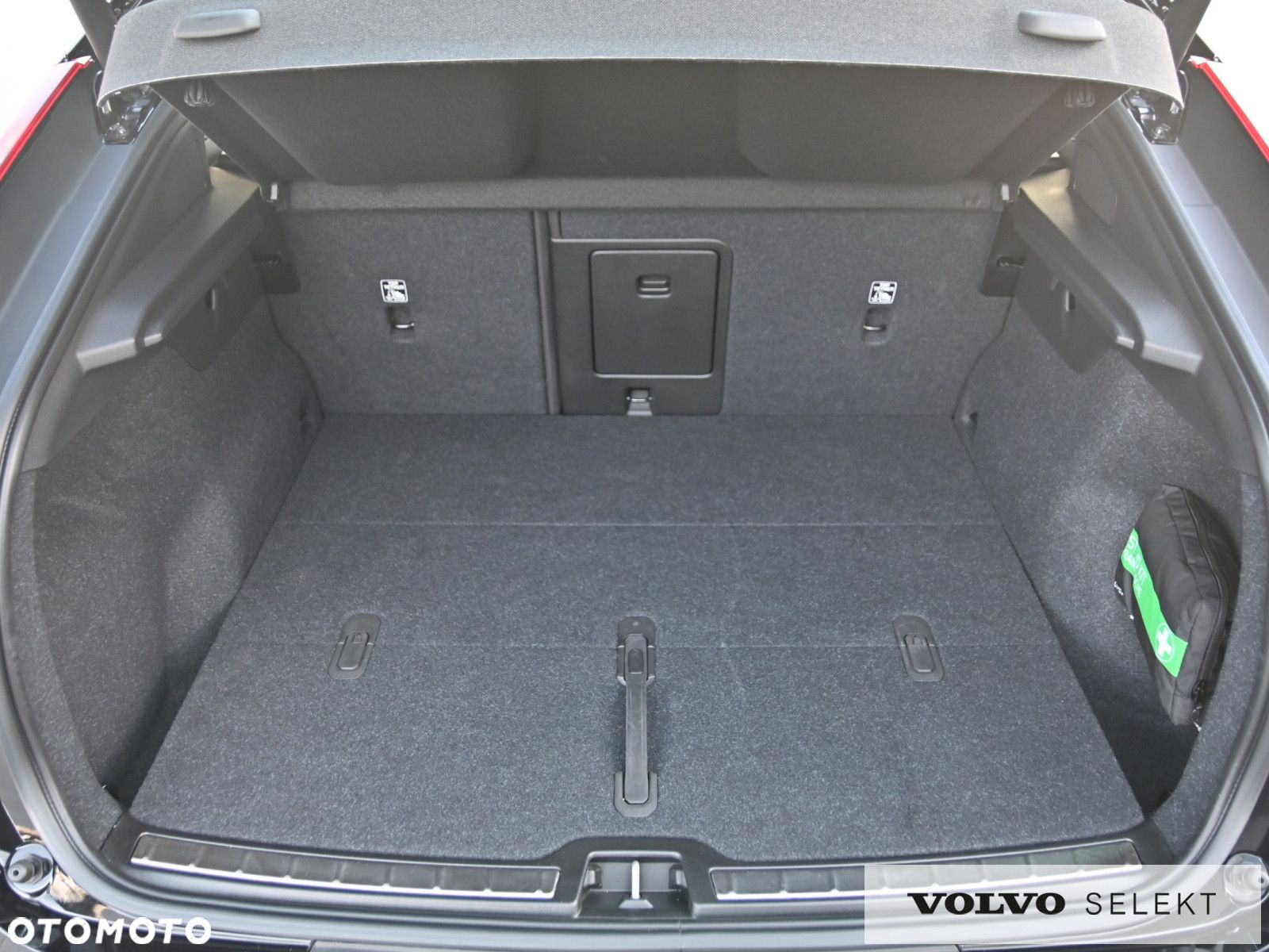 Volvo C40 - 19