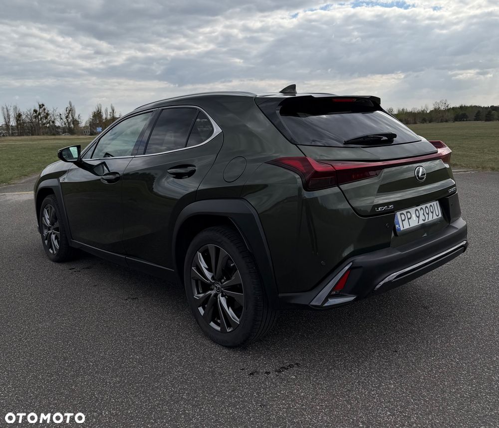 Lexus UX 250h F SPORT - 7