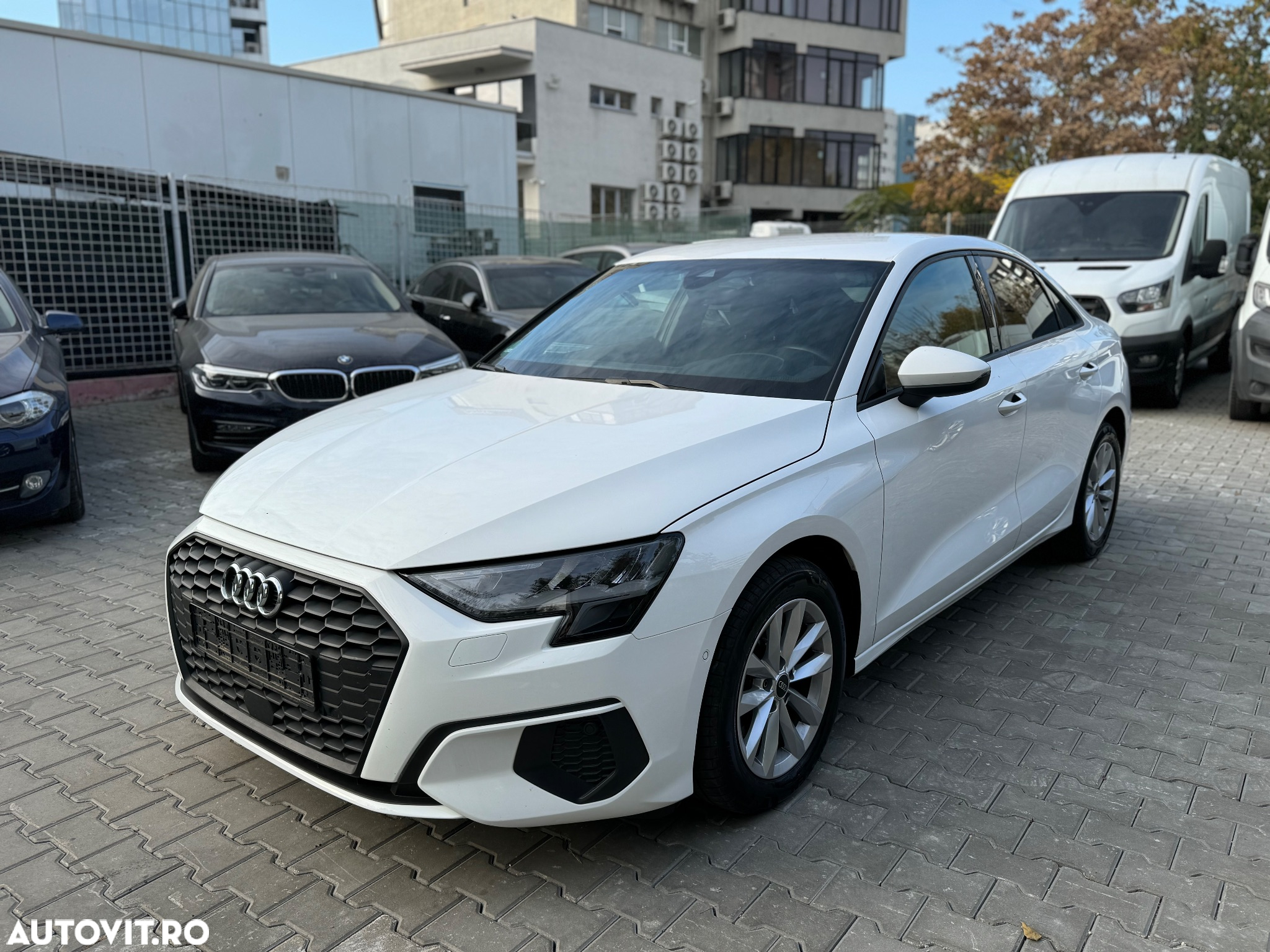 Audi A3 2.0 30 TDI S tronic Advanced - 2