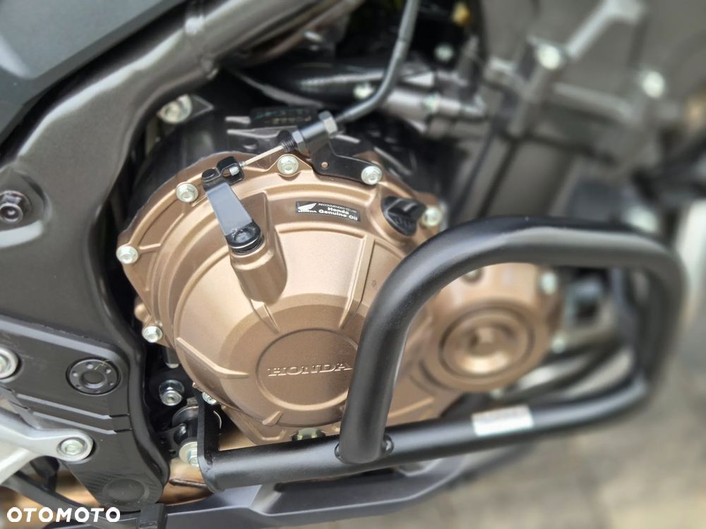 Honda CB - 21