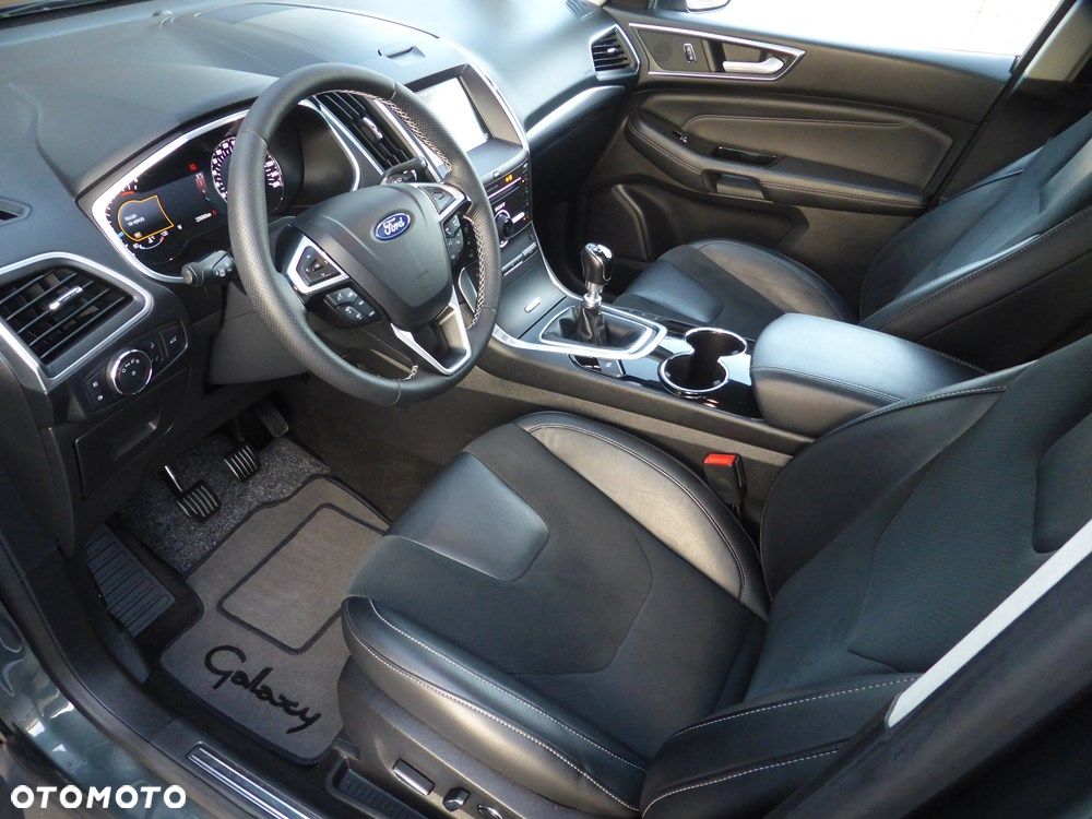 Ford Galaxy 2.0 TDCi Titanium - 23