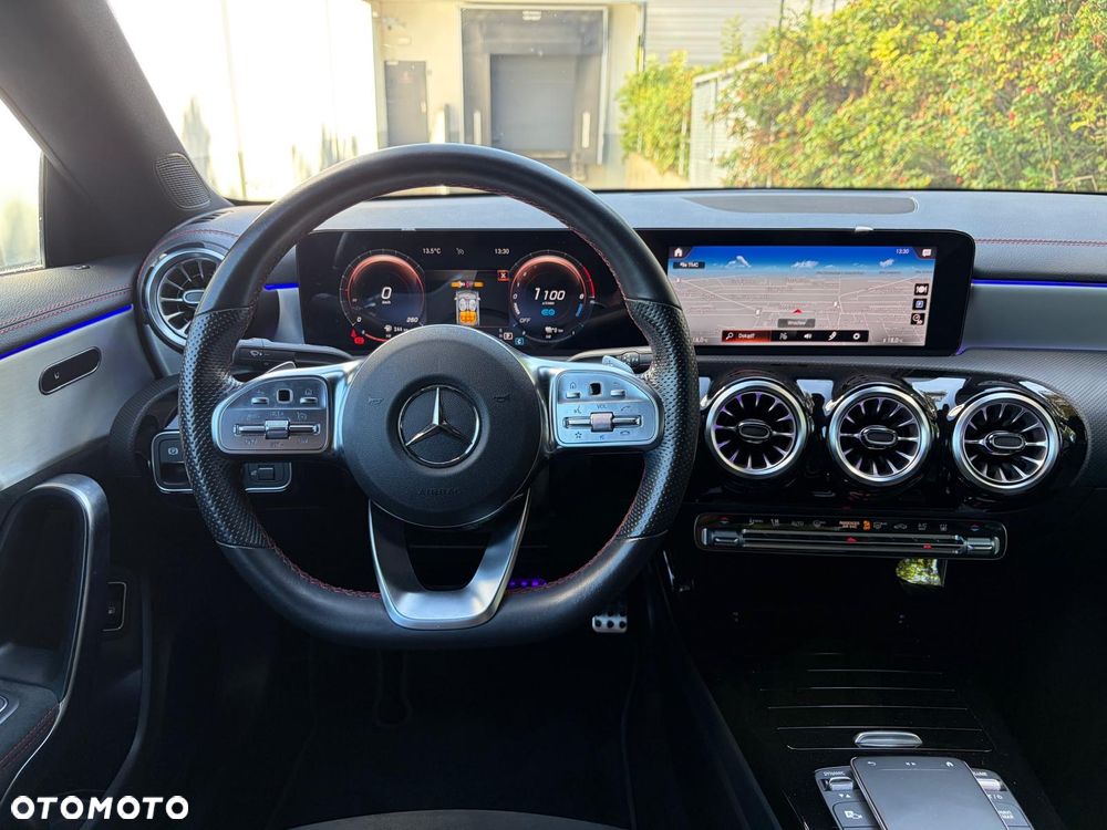 Mercedes-Benz CLA 250 E AMG Line 8G-DCT - 16