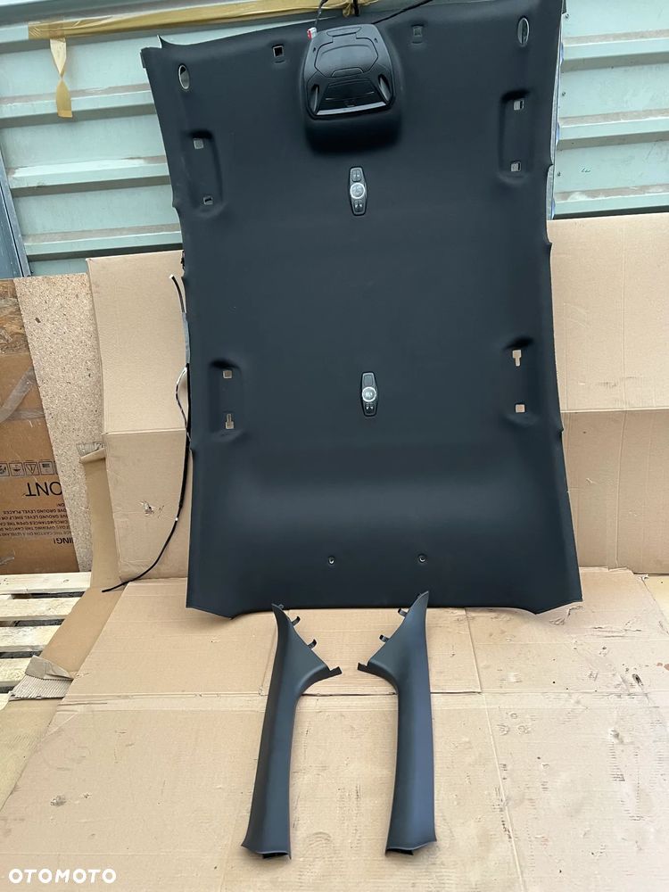 FORD FOCUS MK3 HB PODSUFITKA CZARNA