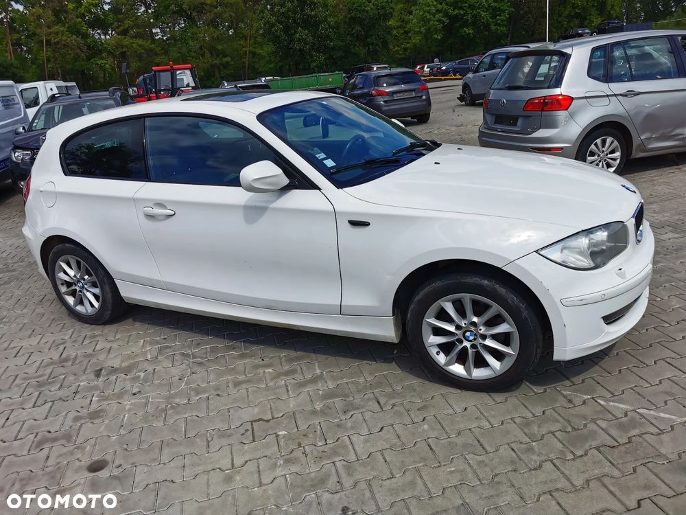 BMW Seria 1 120i Edition Sport - 5