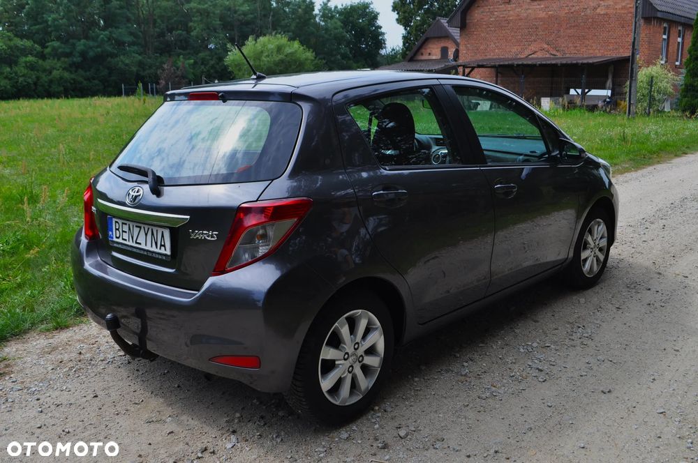 Toyota Yaris 1.0 VVT-i - 6