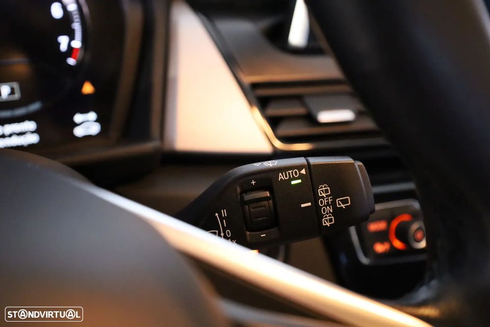 BMW 225xe Active Tourer Advantage - 38