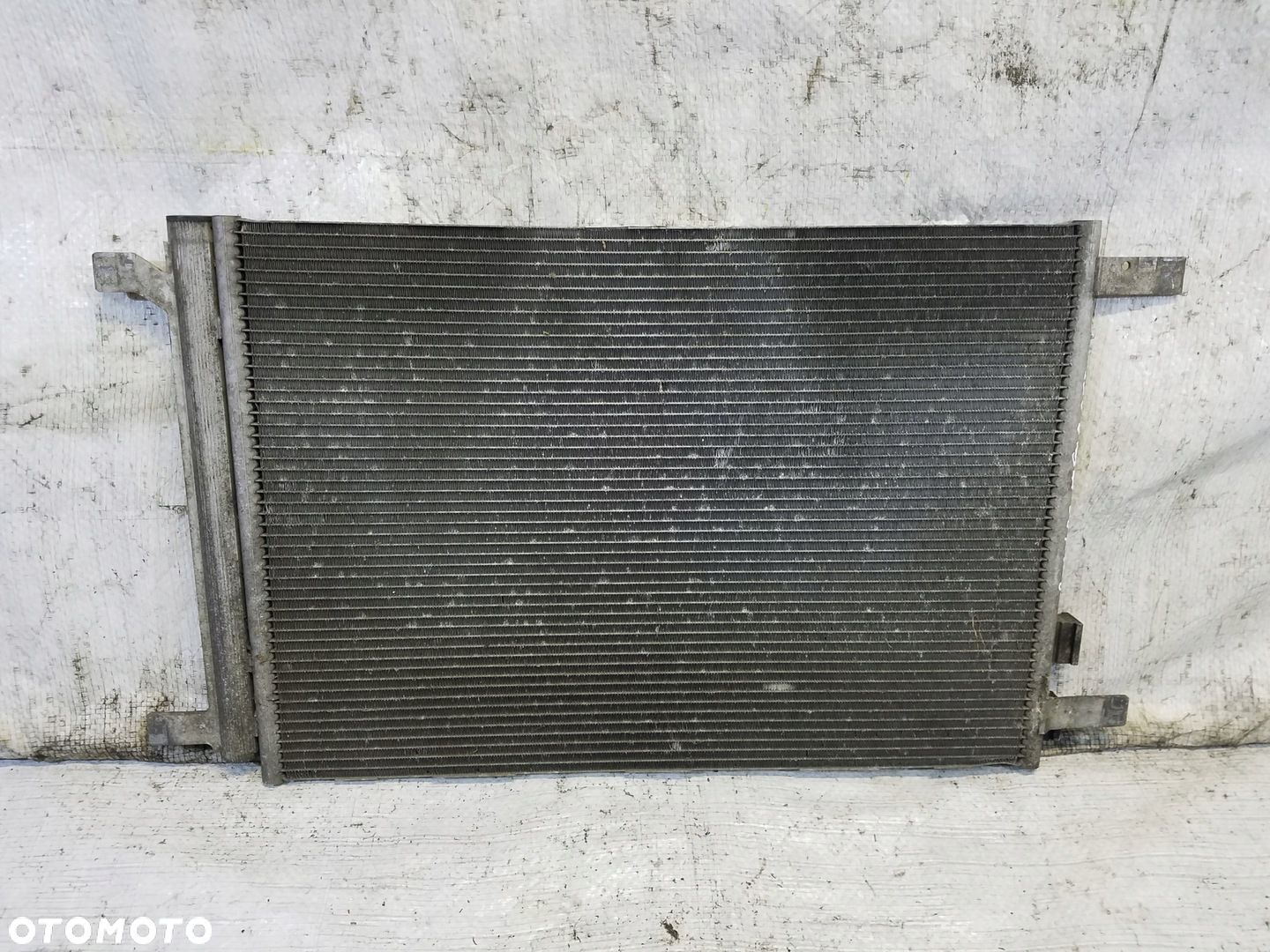 CHŁODNICA KLIMATYZACJI VW PASSAT B8 2.0 TDI - 1