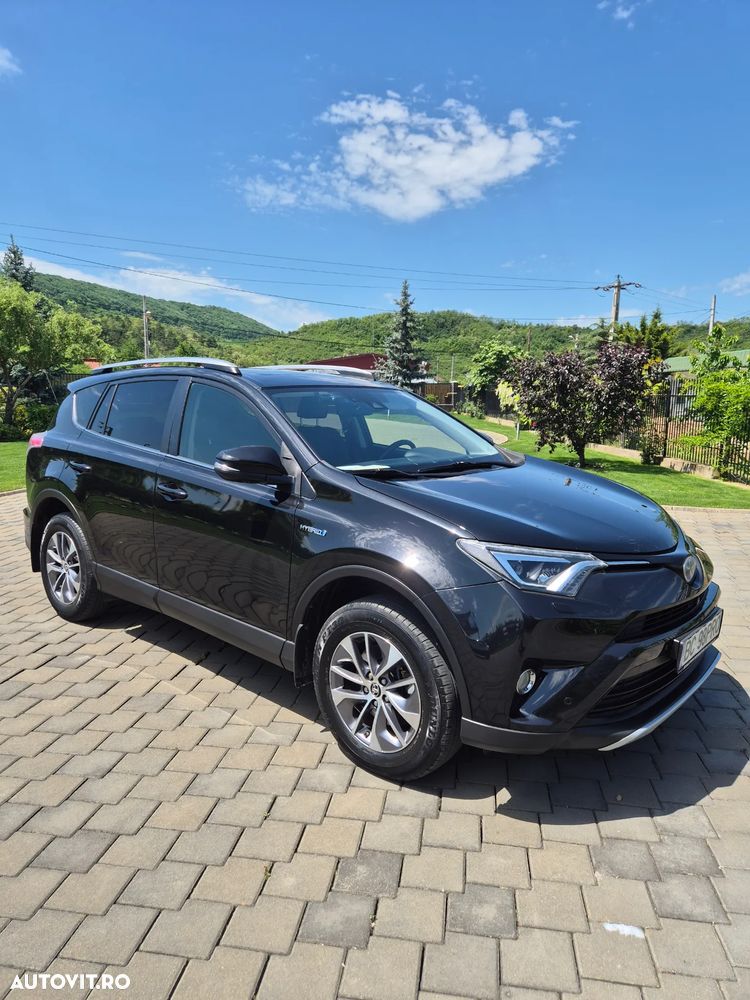 Toyota RAV4 2.5 VVT-i 4x4 Luxury - 4