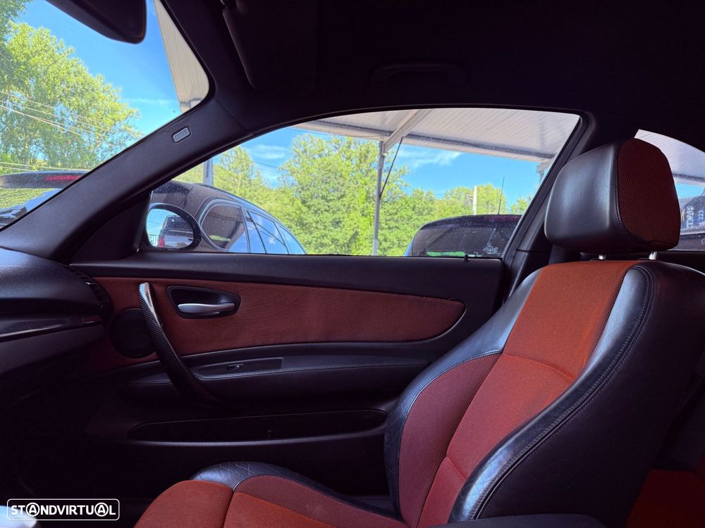 BMW 120 d Aut. Limited Edition Lifestyle c/ M Sport Pack - 31