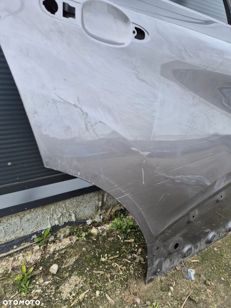DRZWI PRAWY TYŁ RENAULT CAPTUR I 13-19r - 2