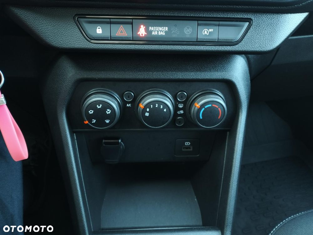 Dacia Sandero 1.0 SCe Comfort - 39