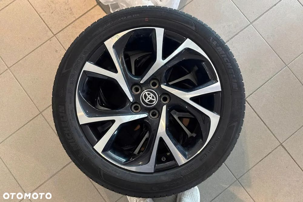 Toyota C-HR 1.8 Hybrid Premium - 21