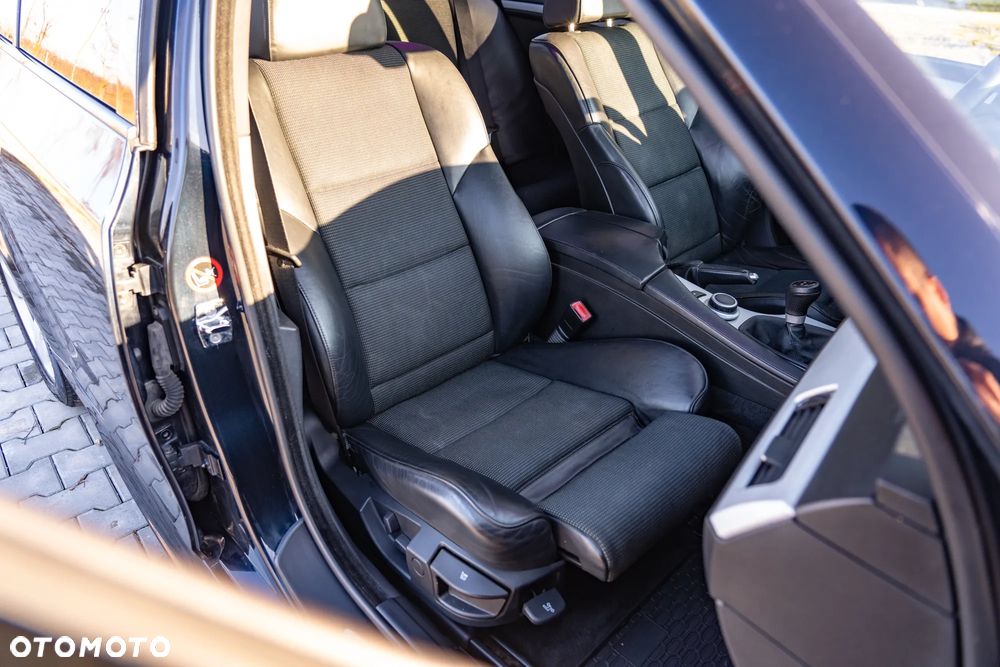 BMW Seria 5 - 16