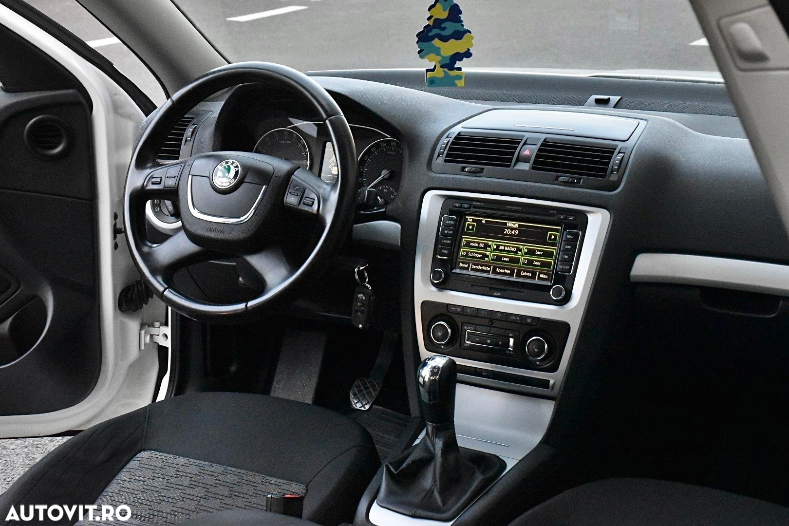 Skoda Octavia 2.0 TDI Elegance - 9