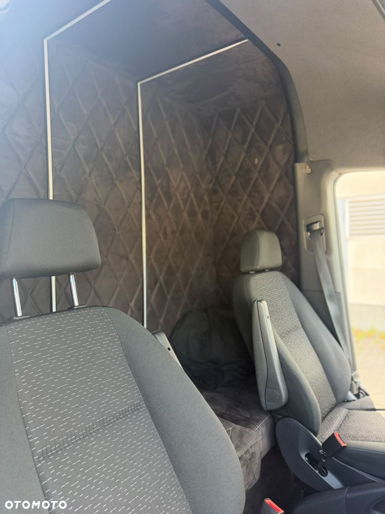 Mercedes-Benz Sprinter - 7