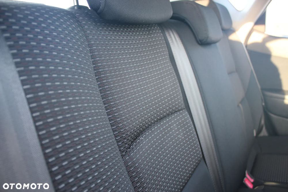 Hyundai i30 1.6 CRDi Comfort - 15