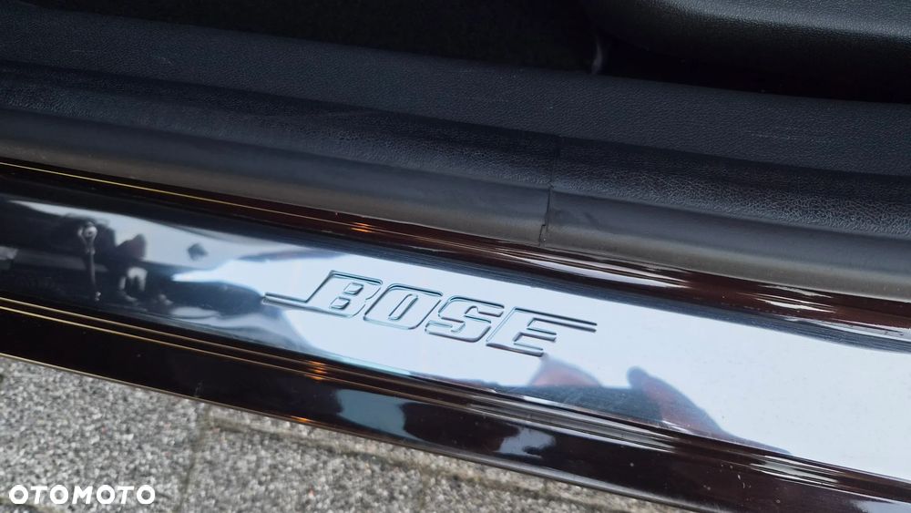 Renault Megane ENERGY TCe 130 BOSE EDITION - 24