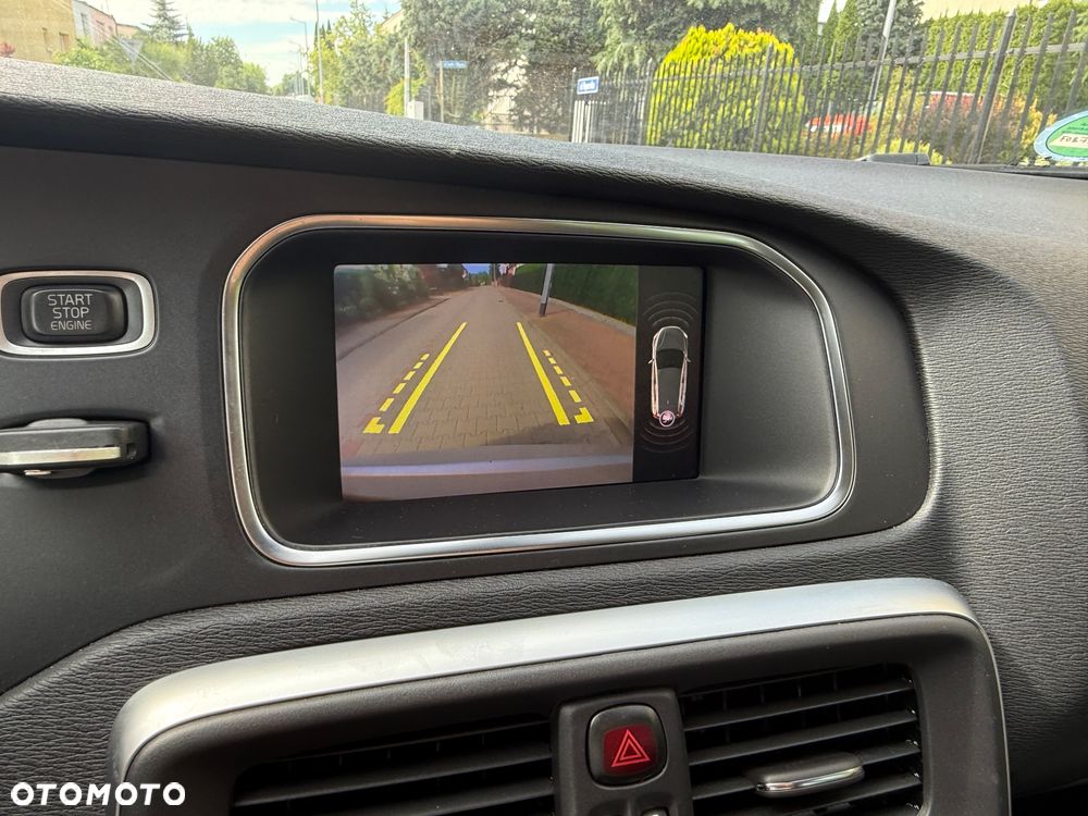 Volvo V40 T2 Drive-E Momentum - 15