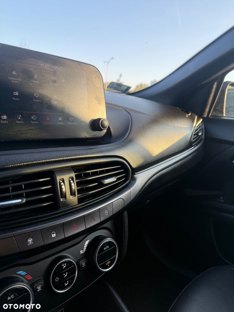 Fiat Tipo 1.4 T-Jet 16v S-Design - 18