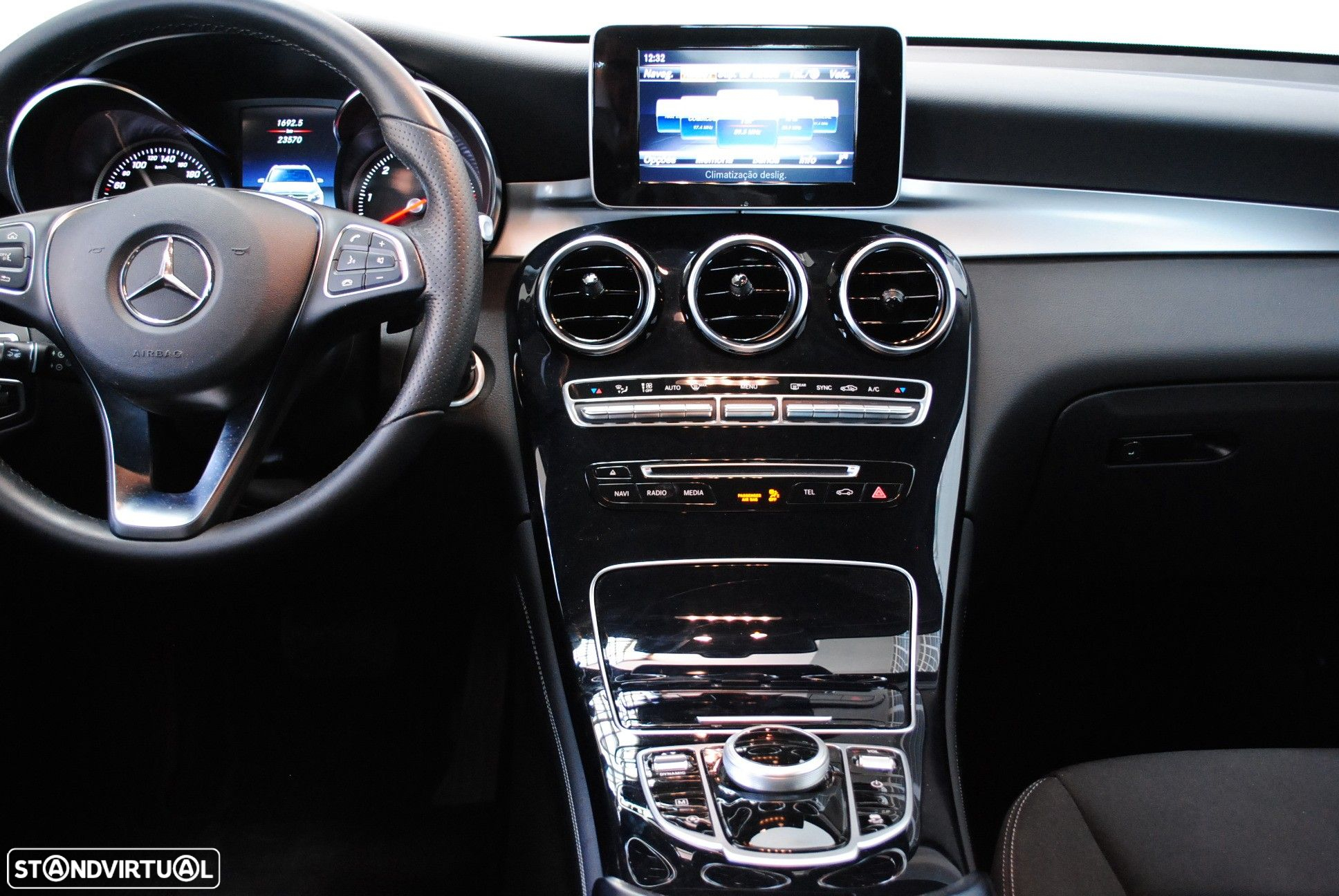 Mercedes-Benz GLC 220 - 15